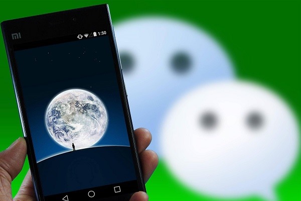 苹果手机微信实时共享能作假不能，就是改到自己想要改的位置？